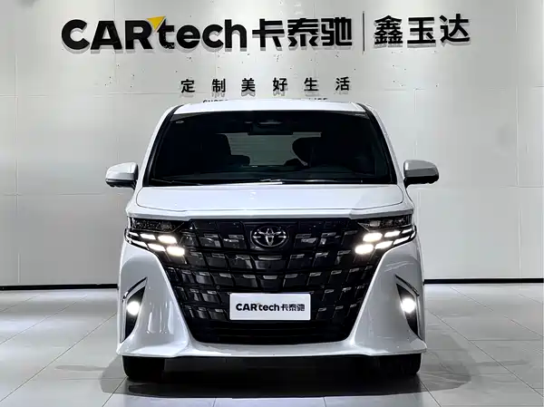 Toyota Alphard 2024