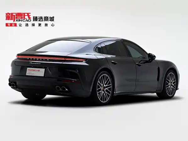 Porsche Panamera 2025