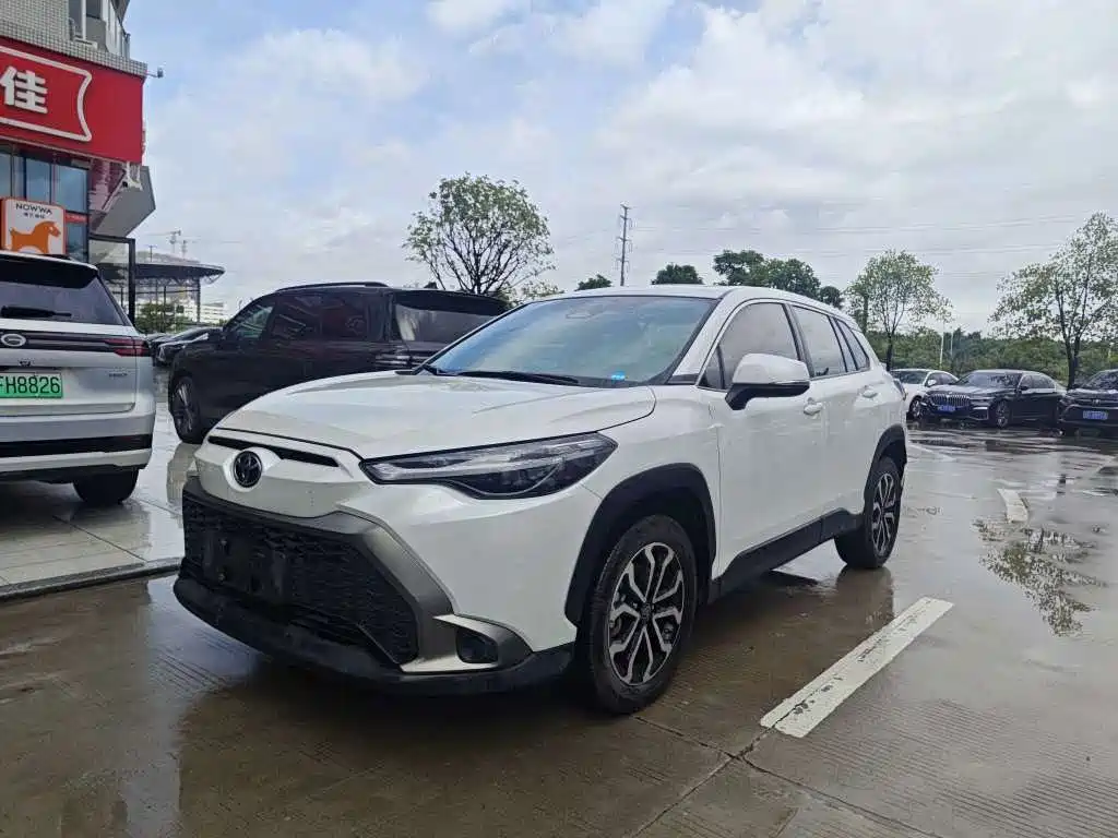 Toyota Frontlander 2023