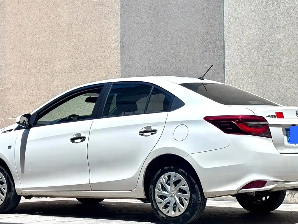 Toyota Vios 2023 — фото 4