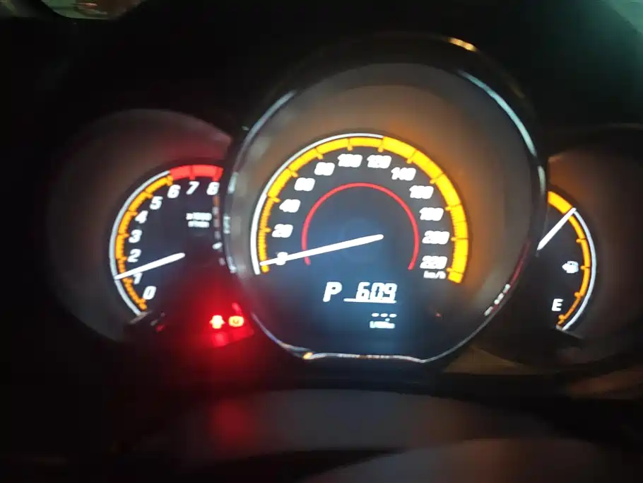 Toyota Yaris L 2022 — фото 14
