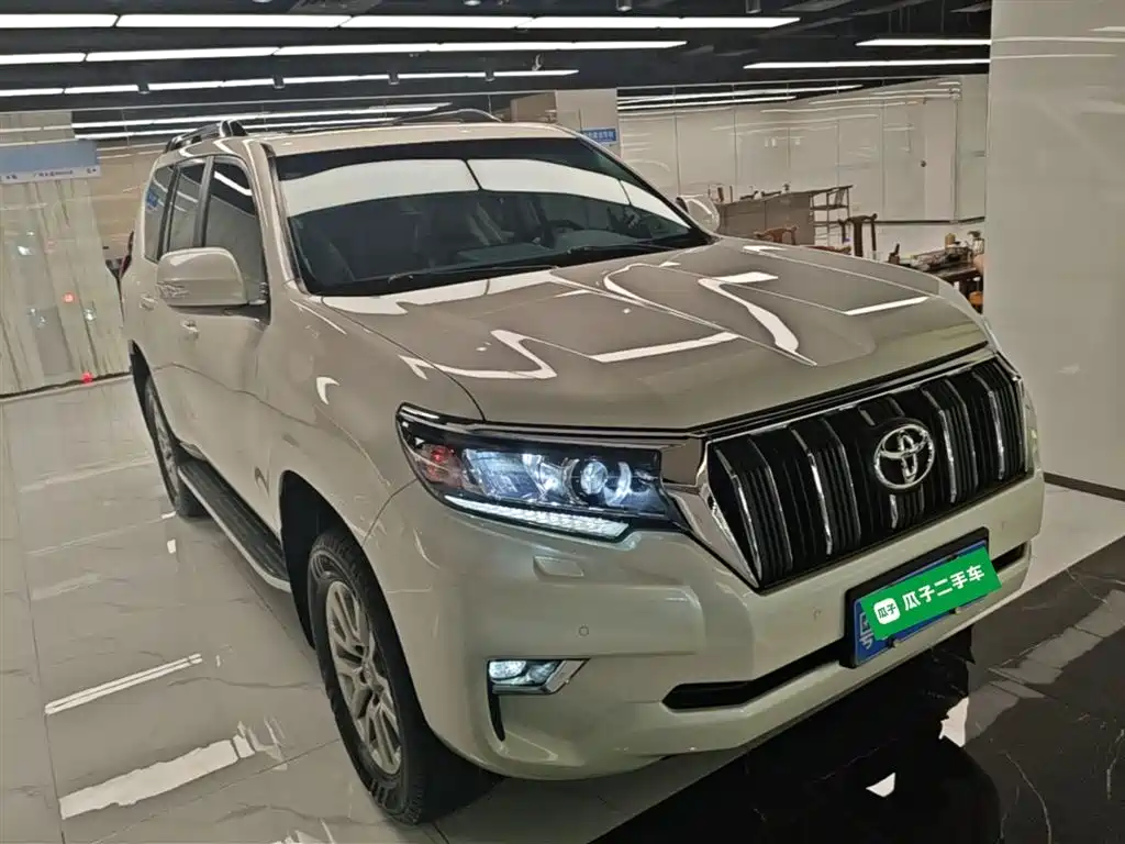 Toyota Prado 2019 — фото 4