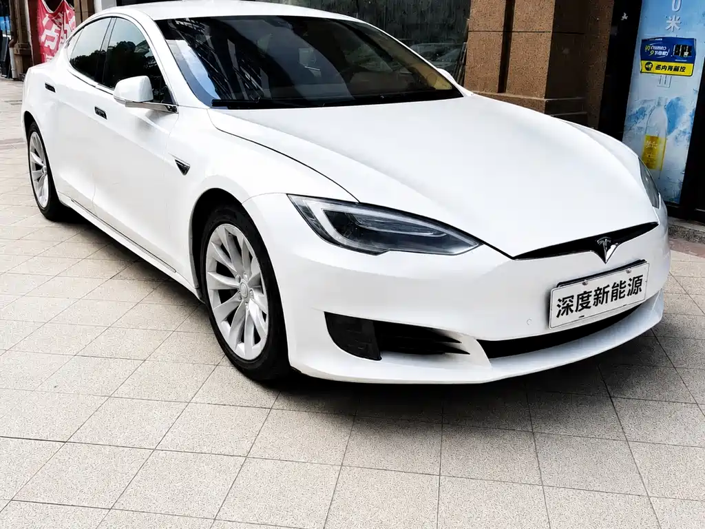 Tesla Model S 2016 — фото 3
