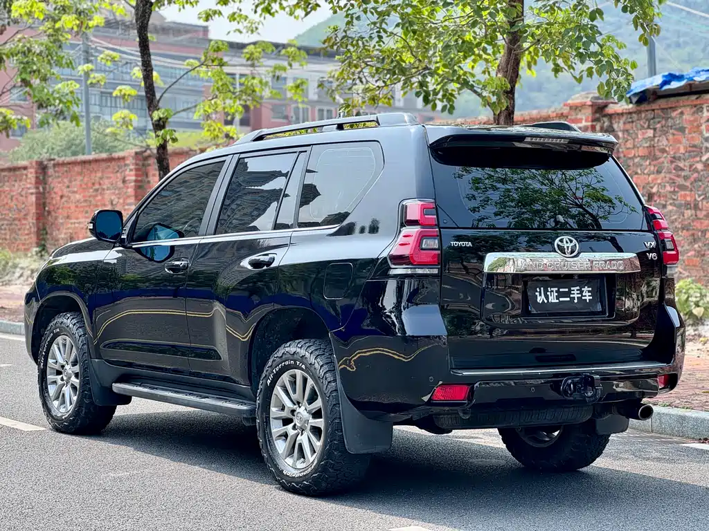 Toyota Prado 2018 — фото 6