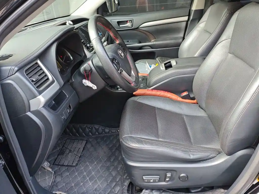 Toyota Highlander 2016 — фото 12