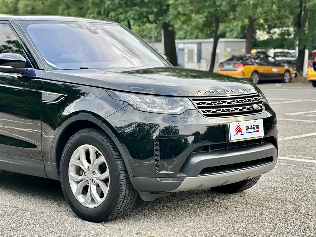Land Rover Discovery 2018
