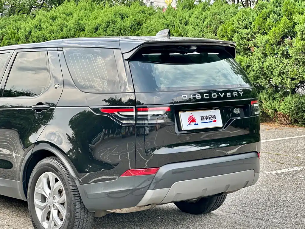 Land Rover Discovery 2018 — фото 12