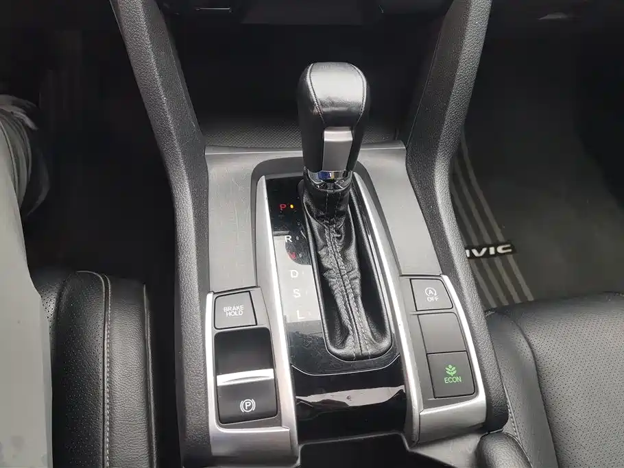 Honda Civic 2016 — фото 16