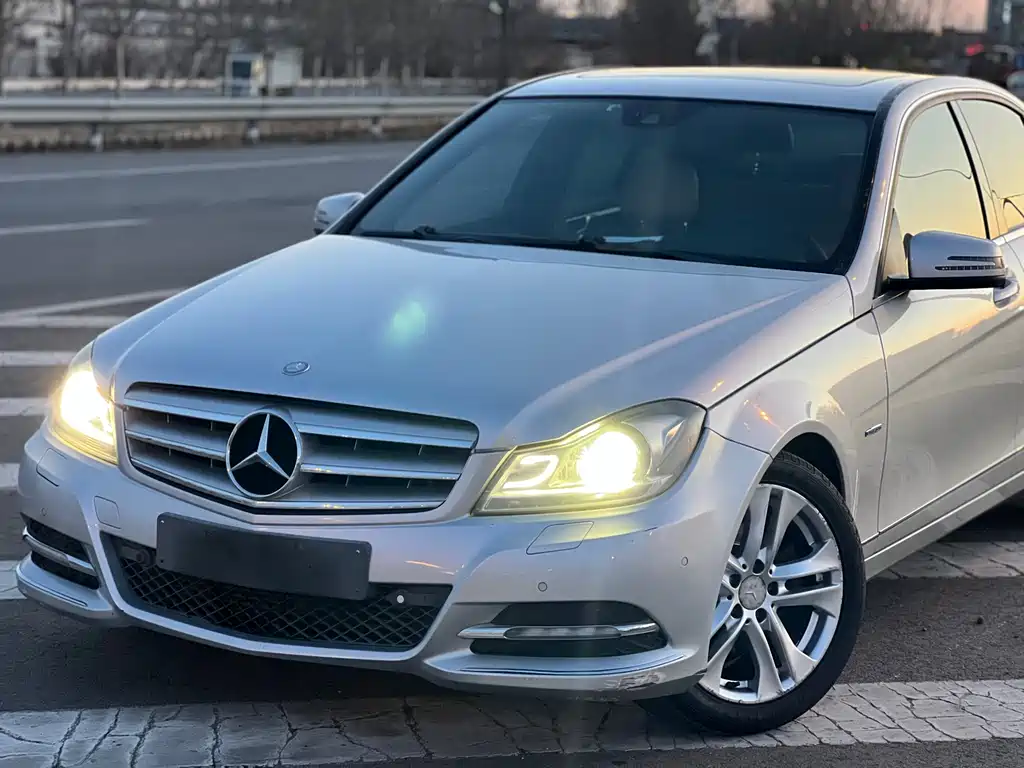 Mercedes-Benz C-Class 2013 — фото 17