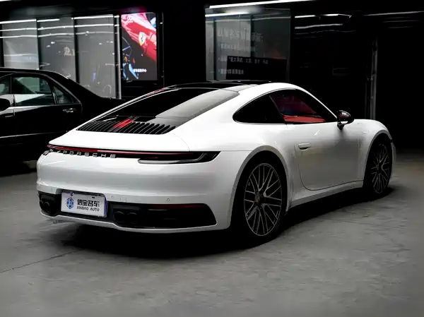 Porsche 911 2020
