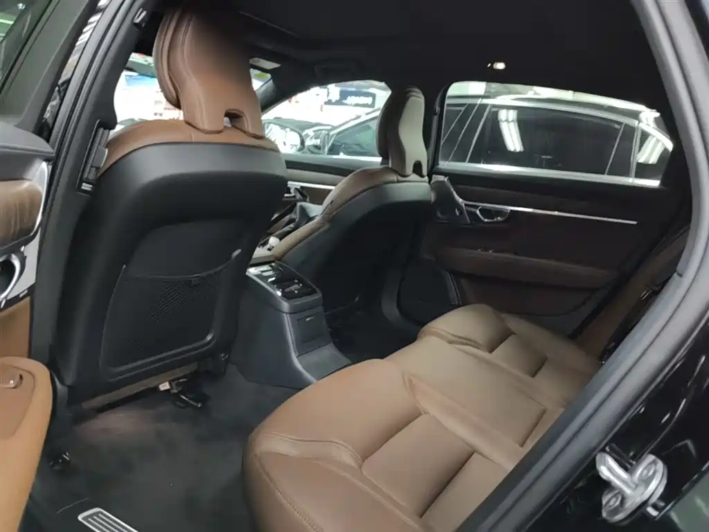 Volvo S90 PHEV 2024 — фото 17