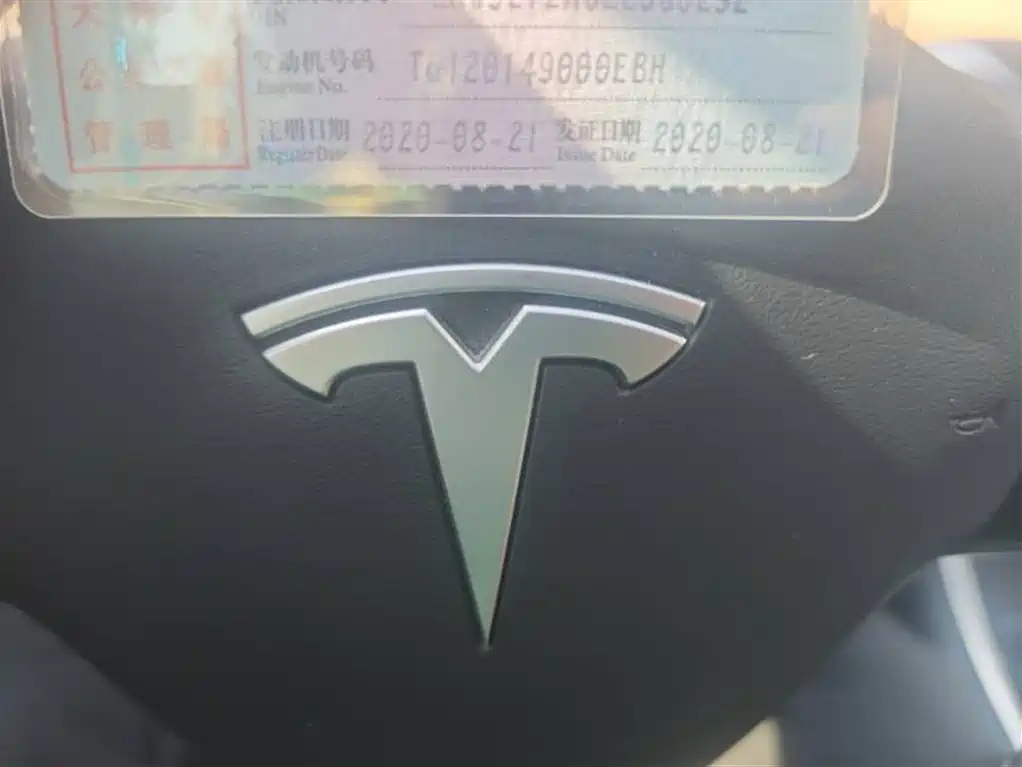 Tesla Model 3 2020 — фото 10