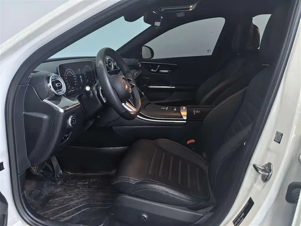 Mercedes-Benz C-Class 2022 — фото 2