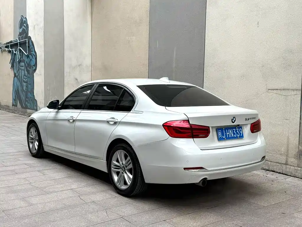 BMW 3 Series 2016 — фото 5