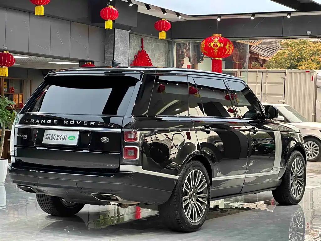 Land Rover Range Rover 2020 — фото 20
