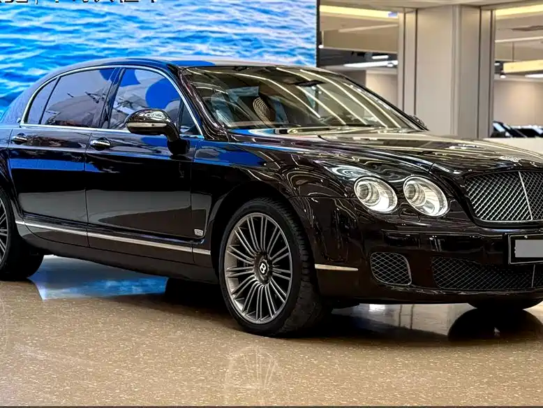 Bentley Flying Spur 2011 — фото 5