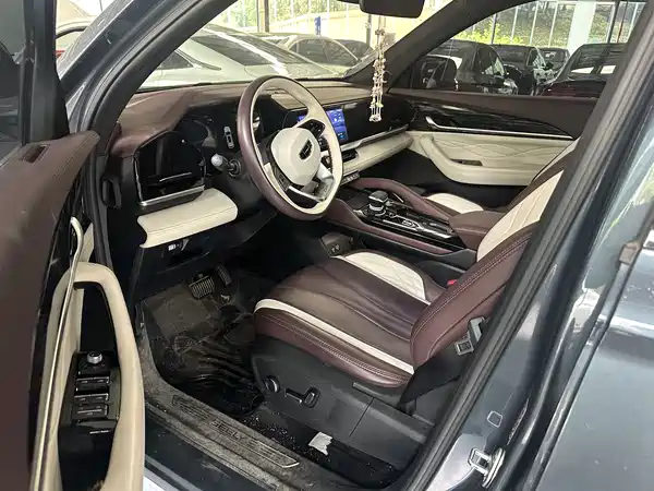 Geely Xingyue L 2021