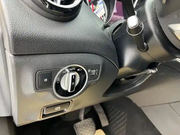Mercedes-Benz GLA 2019