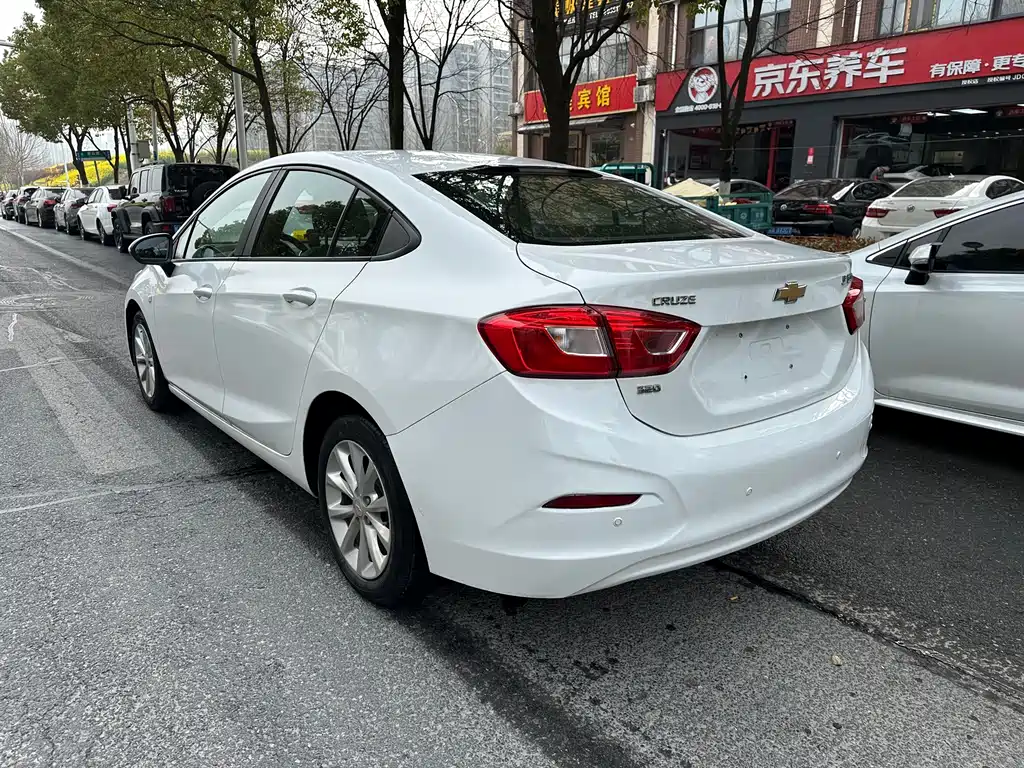 Chevrolet Cruze 2018