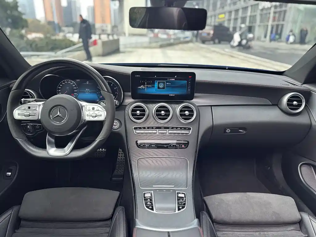 Mercedes-Benz C-Class 2023 — фото 6