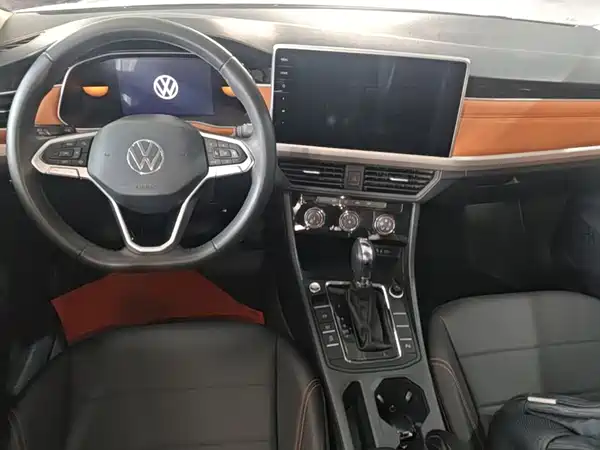 Volkswagen Bora 2024
