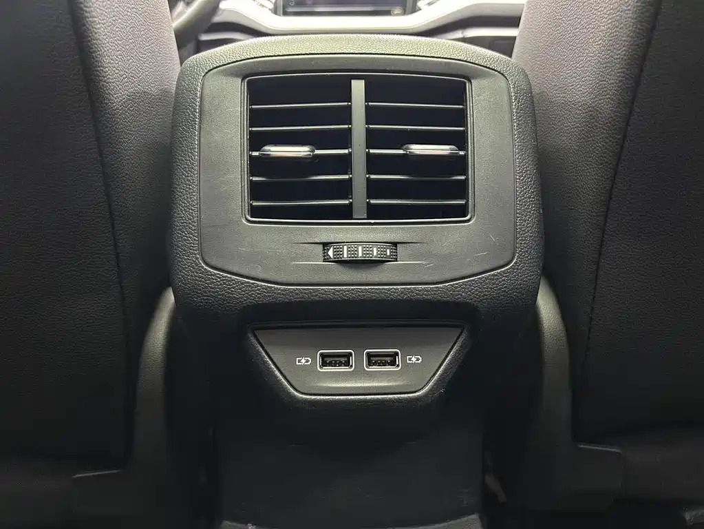 Volkswagen T-Roc 2022 — фото 20