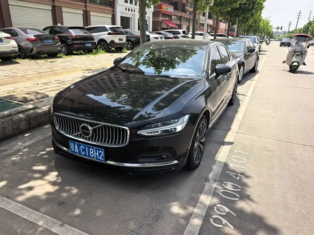 Volvo S90 2020 — фото 1