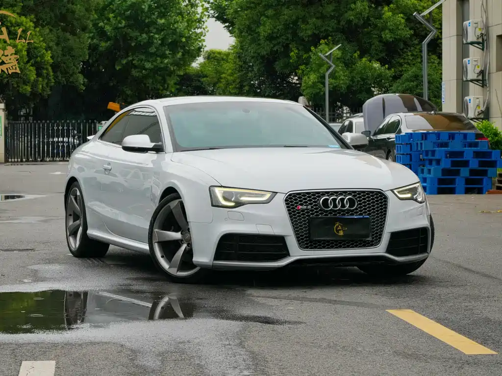 Audi RS 5 2013