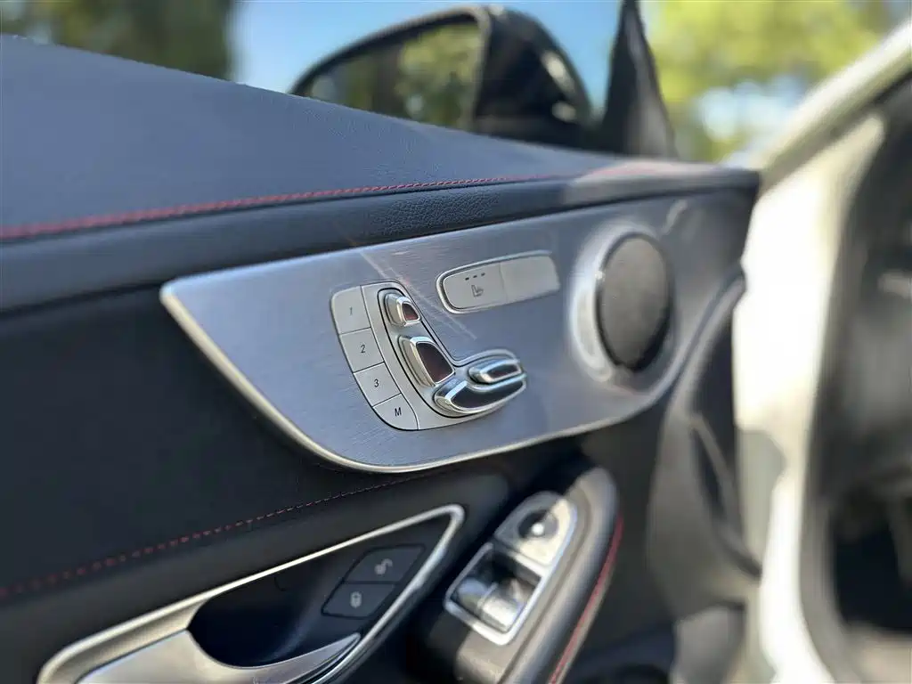 Mercedes-Benz C-Class AMG 2018 — фото 9
