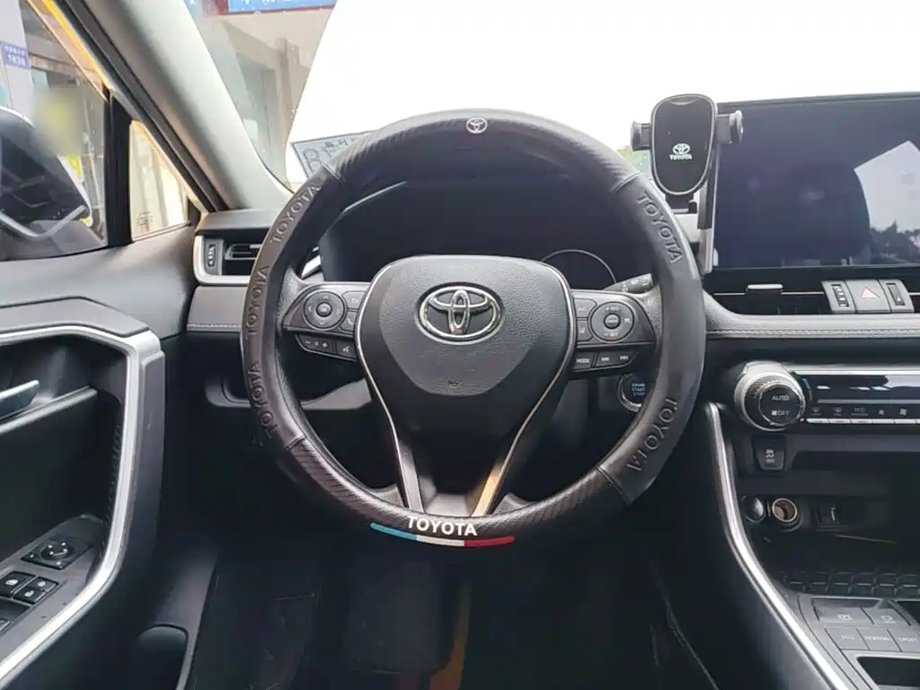 Toyota Wildlander 2020 — фото 11