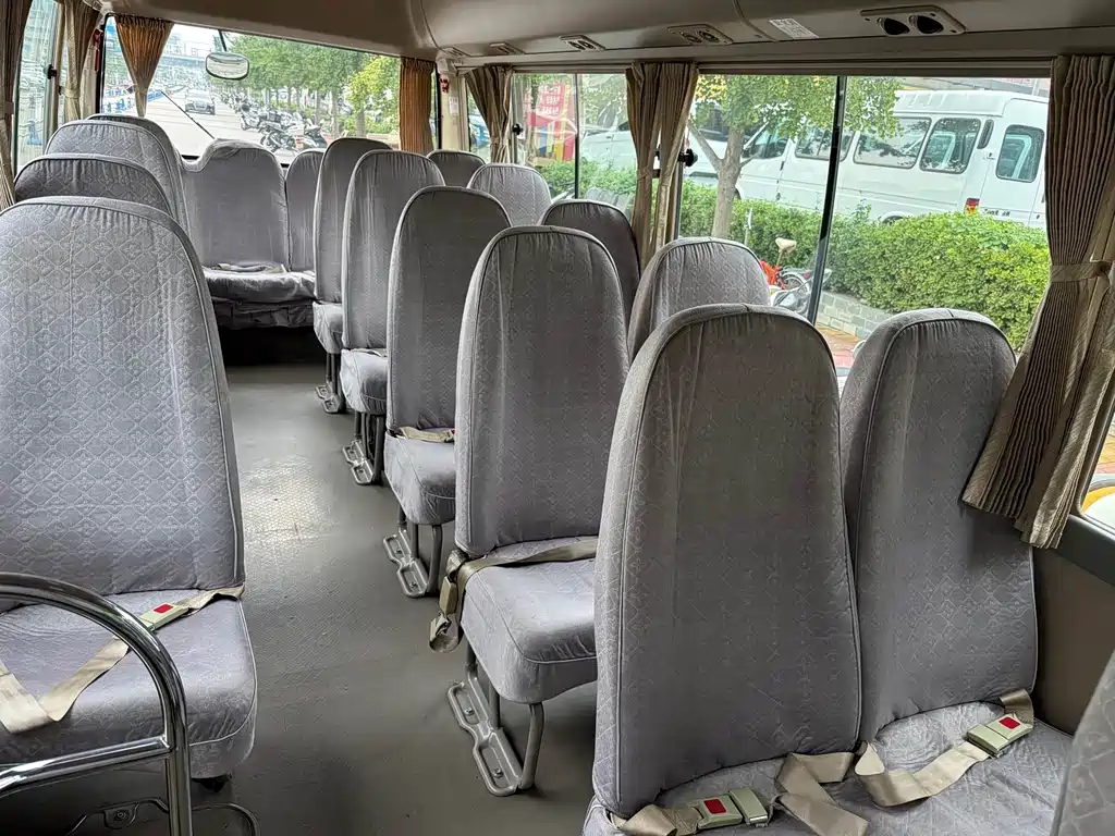 Toyota Coaster 2009 — фото 12