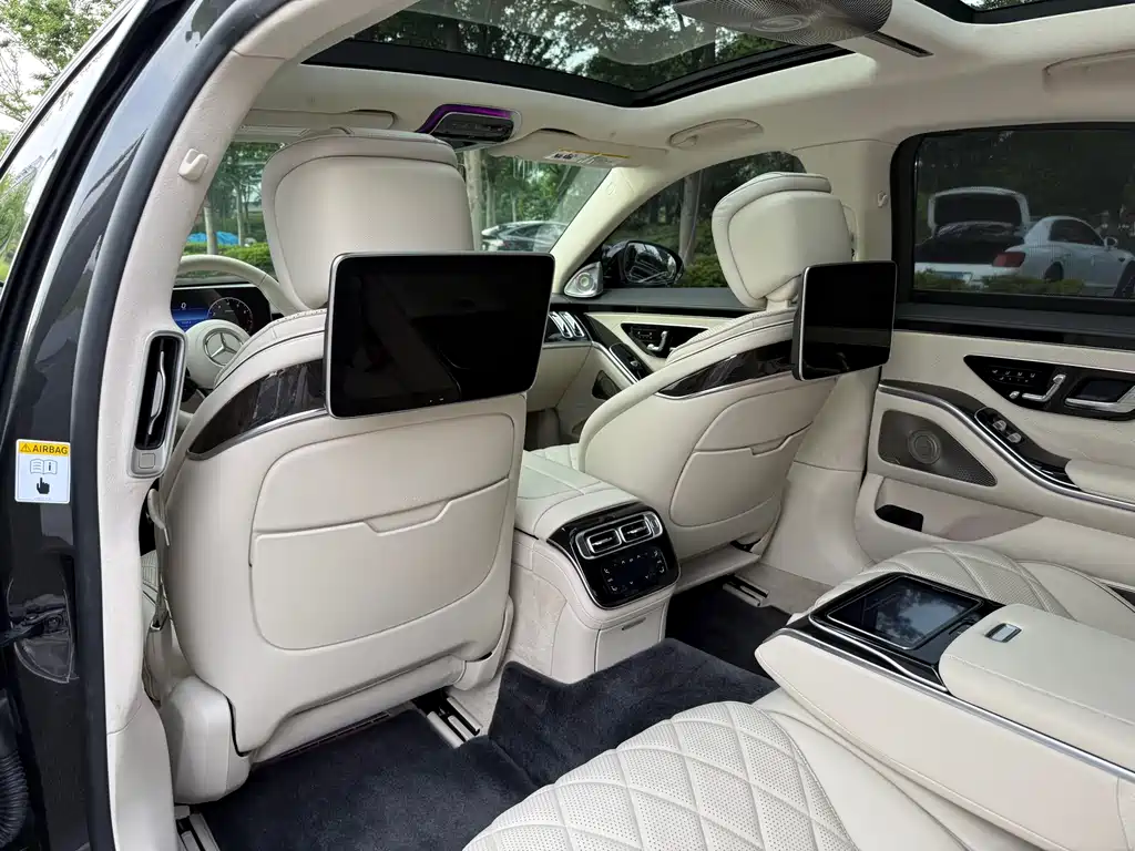 Mercedes-Benz S-Class 2024 — фото 13