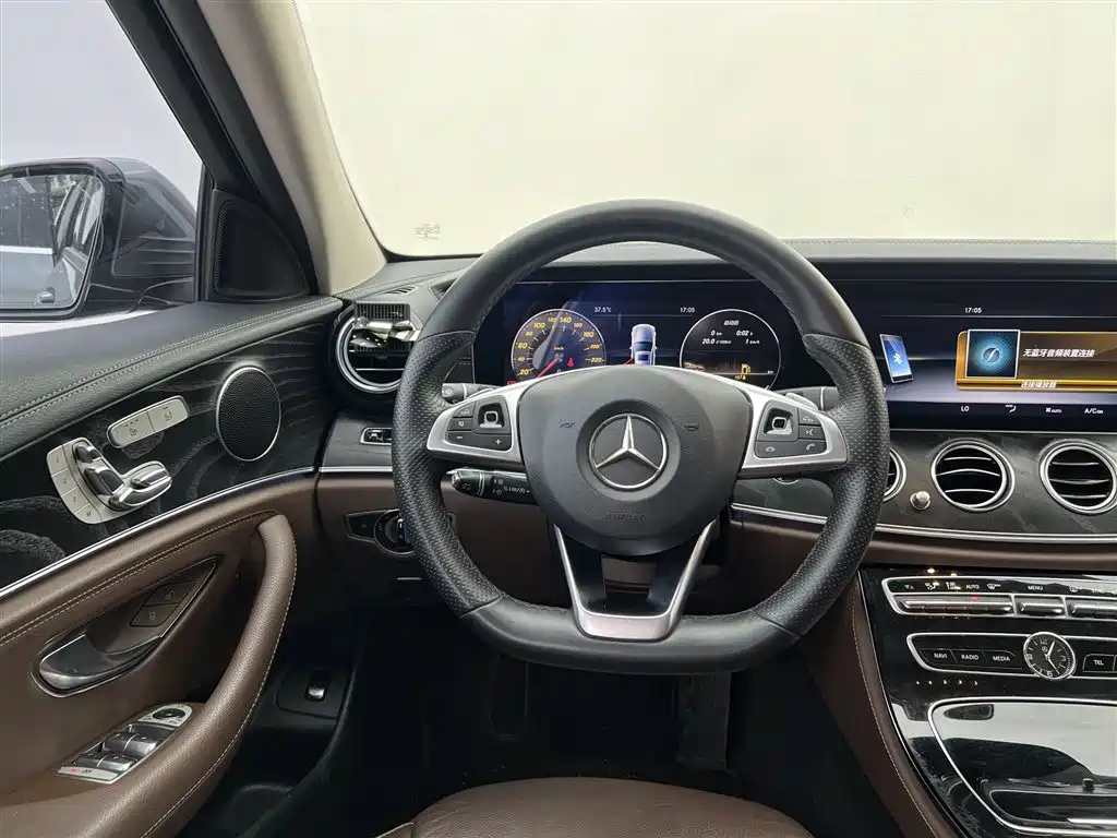 Mercedes-Benz E-Class 2017 — фото 9
