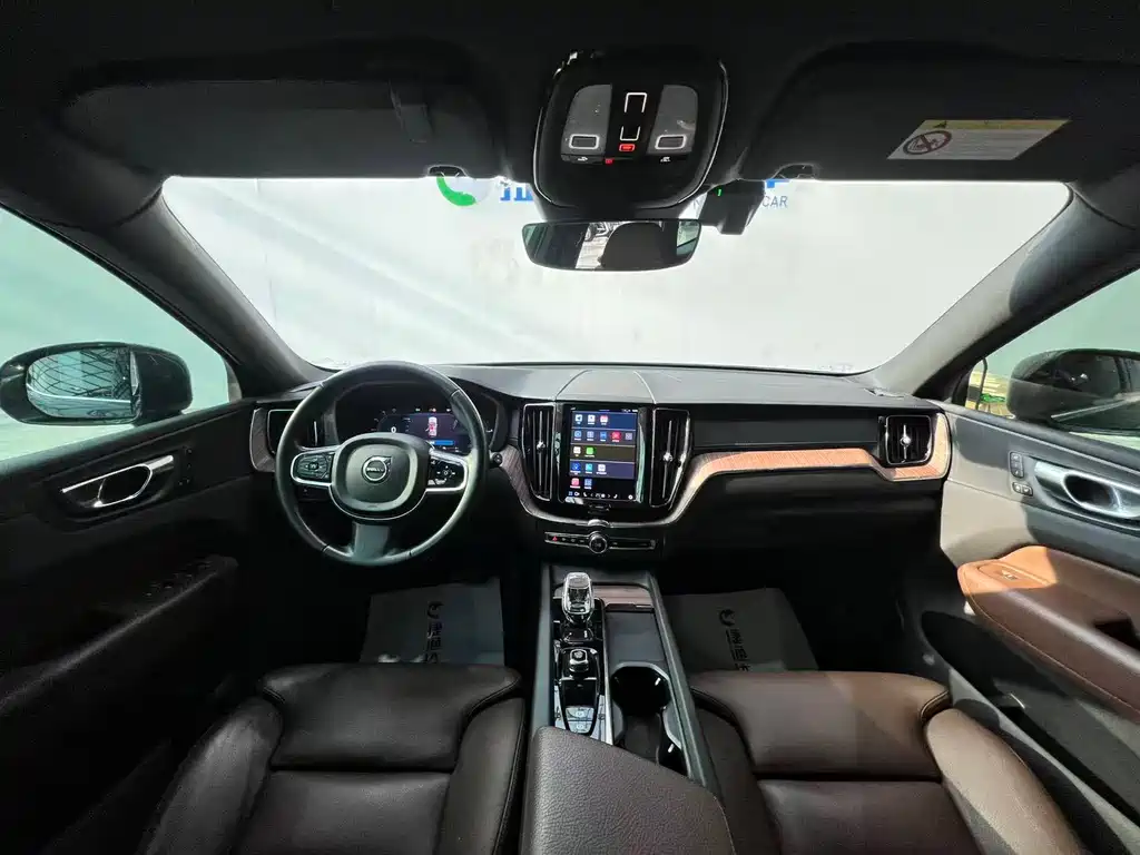 Volvo XC60 PHEV 2022 — фото 31