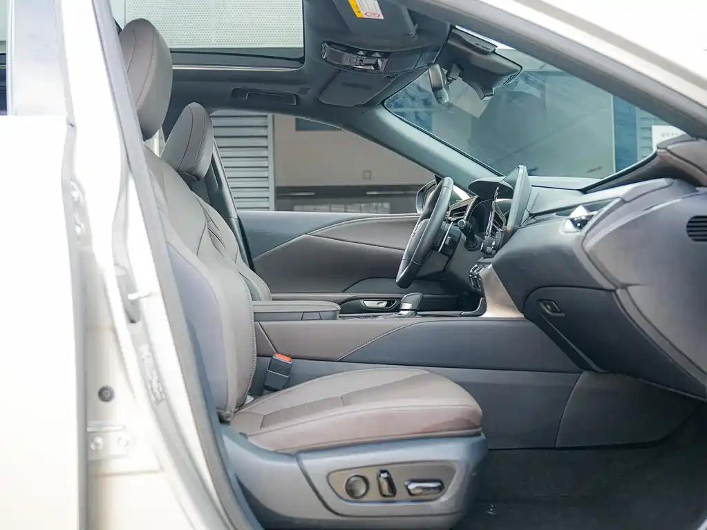 Lexus RX 2023 — фото 11