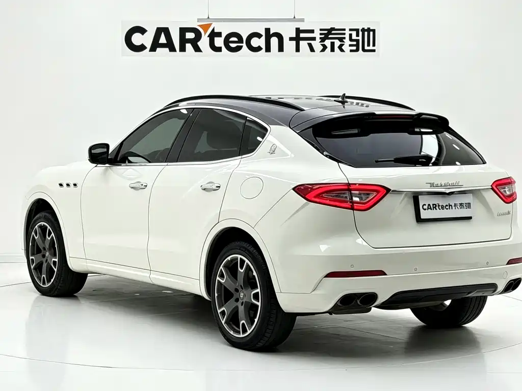 Maserati Levante 2017 — фото 6
