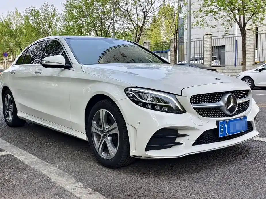 Mercedes-Benz C-Class 2020 — фото 3