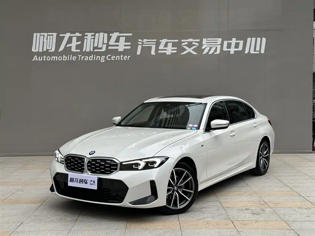 BMW 3 Series 2024 — фото 1