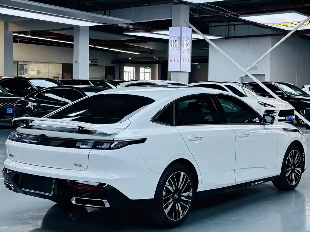 Changan Eado 2025 — фото 15