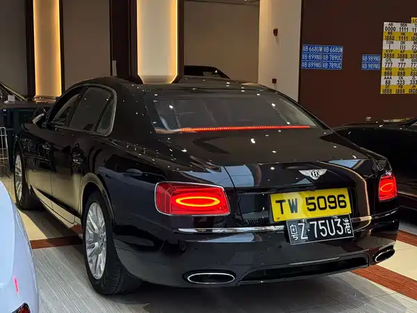 Bentley Flying Spur 2013