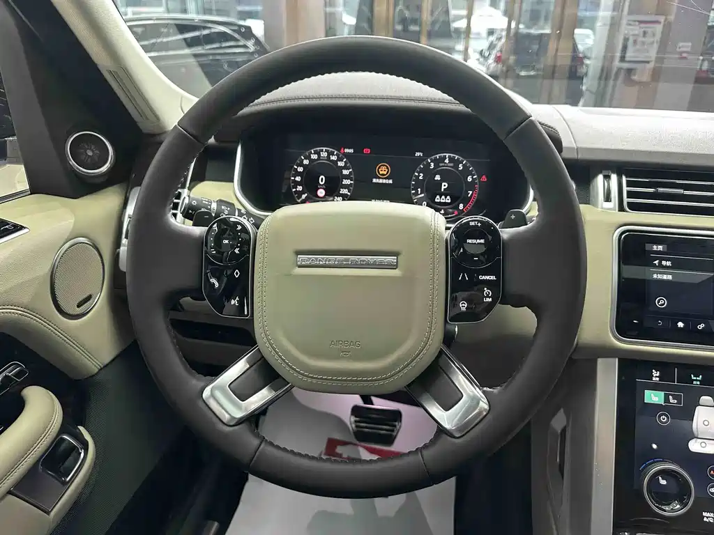 Land Rover Range Rover 2022 — фото 11