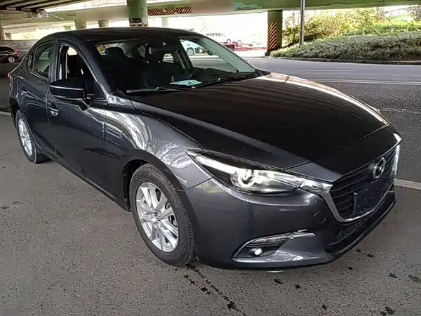 Mazda 3 Axela 2019