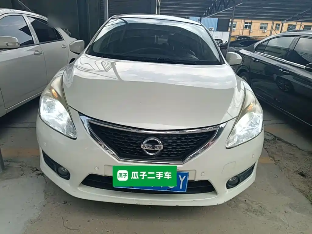 Nissan Tiida 2016