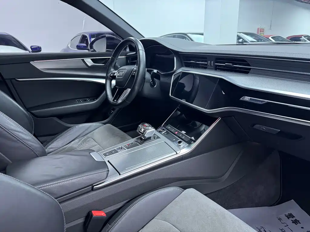 Audi A6L 2021 — фото 16
