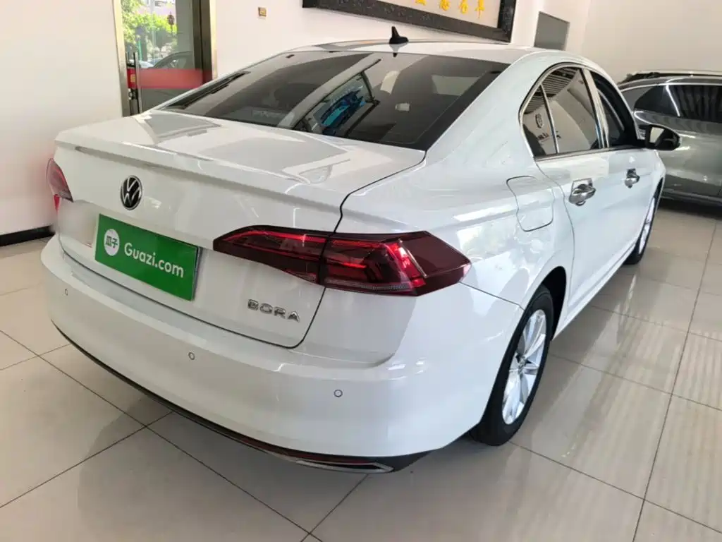 Volkswagen Bora 2021