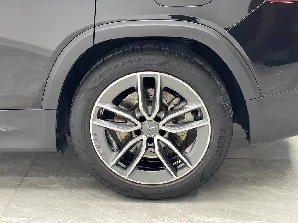 Mercedes-Benz GLB AMG 2022 — фото 19