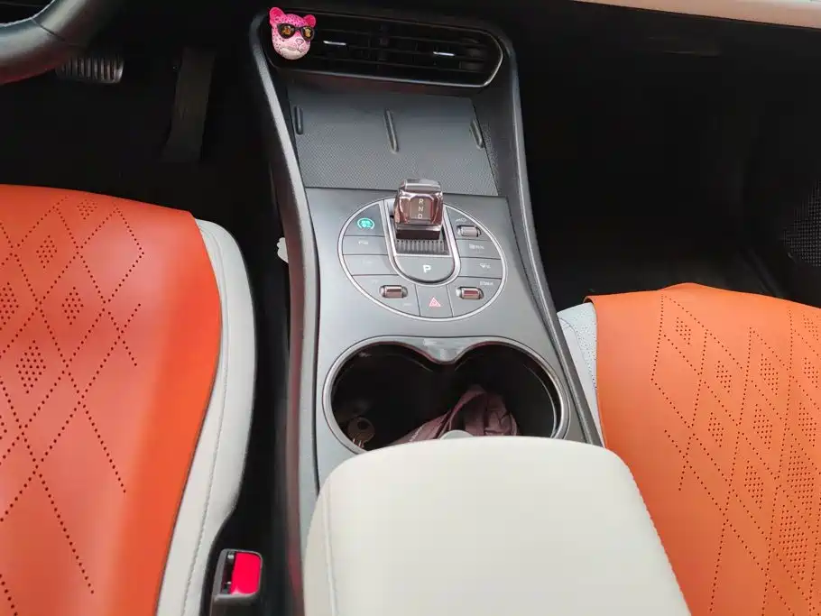 BYD Seal 05 DM-i 2025 — фото 16