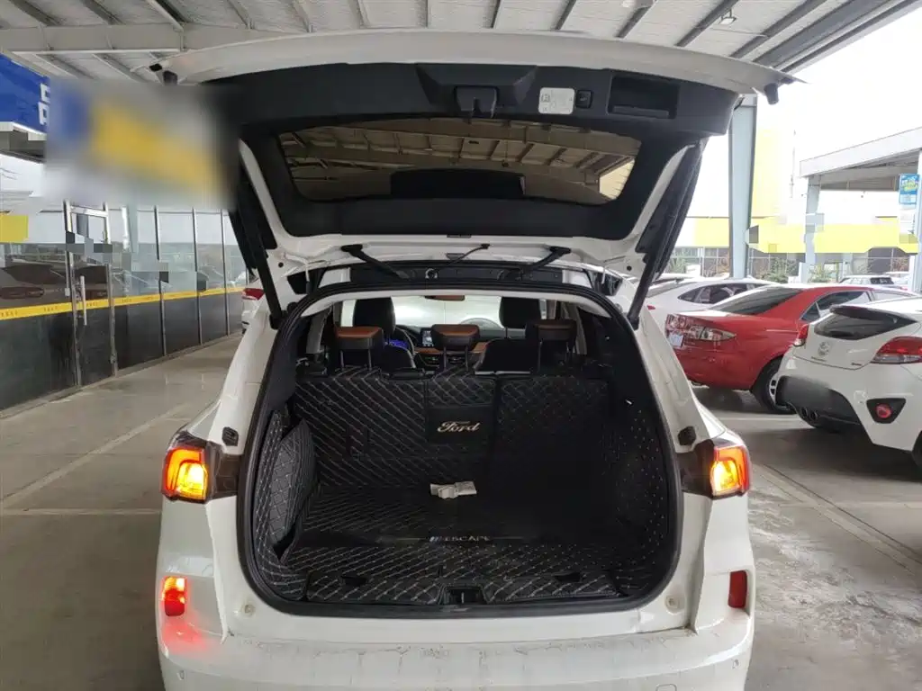 Ford Escape 2021 — фото 19