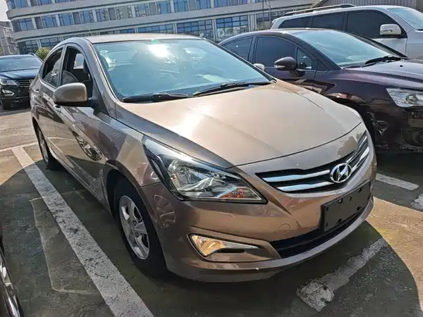 Hyundai Accent 2016