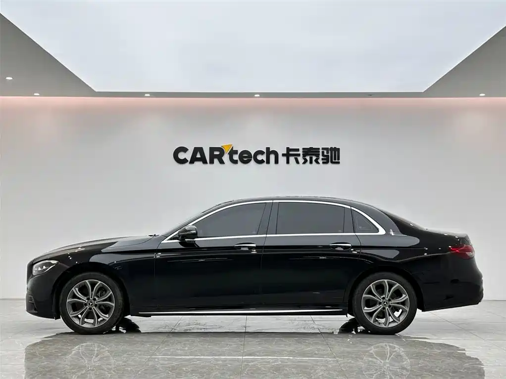 Mercedes-Benz E-Class 2023
